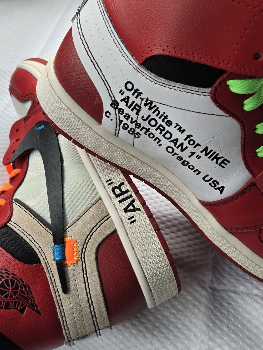Off White x Air Jordan 1 Retro High OG Chicago - Size 9.5 - AA3834 101